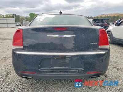 Zdjęcie 6 z 11 samochodu: 2018 CHRYSLER 300 TOURING VIN:2C3CCAAG2JH342654 - miniatura