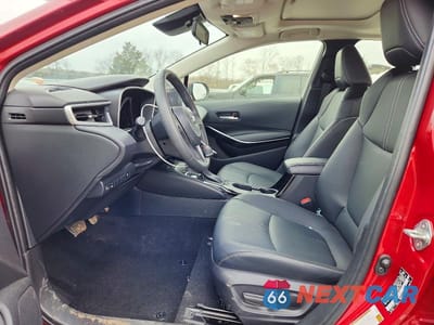 Zdjęcie 7 z 12 samochodu: 2025 TOYOTA COROLLA HYBRID XLE VIN:JTDBCMFE3S3072709 - miniatura