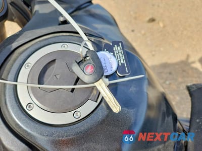 Zdjęcie 8 z 10 samochodu: 2019 HONDA CRF1000 A VIN:JH2SD0408KK300133 - miniatura