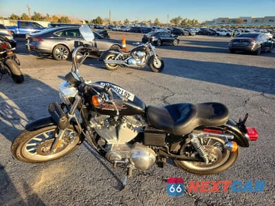 Trzecie zdjęcie samochodu z tyłu: 2000 HARLEY-DAVIDSON XL883 HUGGER VIN:1HD4CEM39YK117665 - miniatura