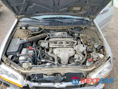 Zdjęcie 11 z 13 samochodu: 2000 HONDA ACCORD SE VIN:1HGCG5671YA813817 - miniatura