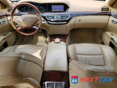 Zdjęcie 8 z 11 samochodu: 2011 MERCEDES-BENZ S 63 AMG VIN:WDDNG7EB7BA390800 - miniatura