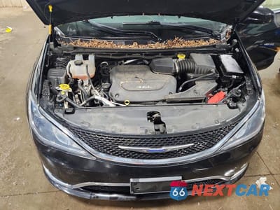 Zdjęcie 12 z 12 samochodu: 2019 CHRYSLER PACIFICA TOURING PLUS VIN:2C4RC1FGXKR507702 - miniatura