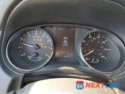 Zdjęcie 9 z 14 samochodu: 2019 NISSAN ROGUE SV VIN:5N1AT2MT2KC719646 - miniatura