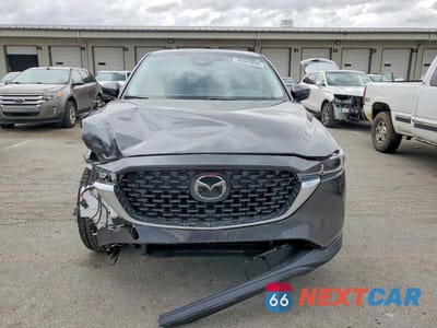 Piąte zdjęcie samochodu w środku: 2023 MAZDA CX-5 PREFERRED VIN:JM3KFBCM2P0189673 - miniatura