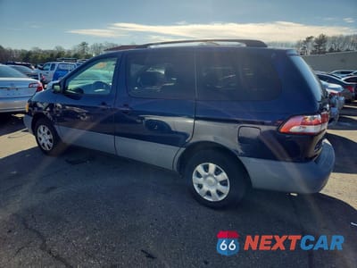 Drugie zdjęcie samochodu z przodu: 2002 TOYOTA SIENNA CE VIN:4T3ZF19C12U498894 - miniatura