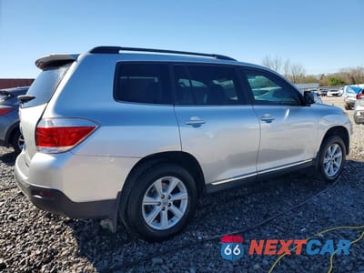 Trzecie zdjęcie samochodu z tyłu: 2012 TOYOTA HIGHLANDER BASE VIN:5TDZK3EH7CS065317 - miniatura