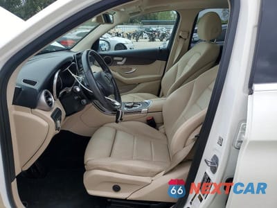 Zdjęcie 7 z 12 samochodu: 2019 MERCEDES-BENZ GLC 300 4MATIC VIN:WDC0G4KB2K1005306 - miniatura