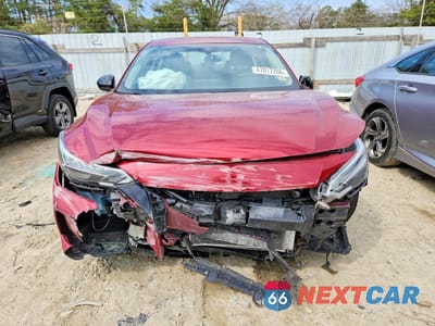 Piąte zdjęcie samochodu w środku: 2021 NISSAN SENTRA SR VIN:3N1AB8DV5MY325339 - miniatura
