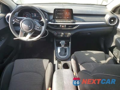 Zdjęcie 8 z 13 samochodu: 2024 KIA FORTE LX VIN:3KPF24AD5RE821869 - miniatura