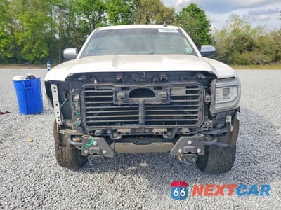 Piąte zdjęcie samochodu w środku: 2018 GMC SIERRA K1500 SLT VIN:3GTU2NEC7JG386019 - miniatura