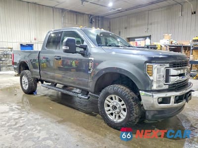 Czwarte zdjęcie samochodu z boku: 2019 FORD F250 SUPER DUTY VIN:1FT7X2B63KEG82062 - miniatura
