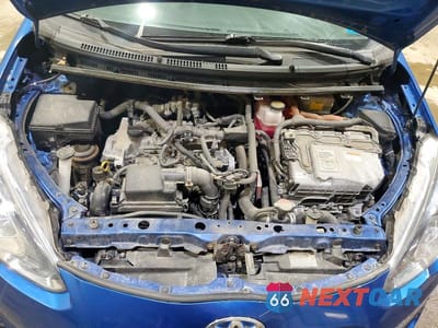 Zdjęcie 11 z 12 samochodu: 2016 TOYOTA PRIUS C ONE VIN:JTDKDTB30G1117992 - miniatura