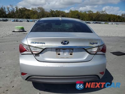 Zdjęcie 6 z 13 samochodu: 2012 HYUNDAI SONATA HYBRID BASE VIN:KMHEC4A41CA035890 - miniatura