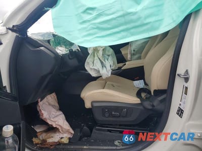 Zdjęcie 7 z 12 samochodu: 2025 BMW X3 30 XDRIVE VIN:5UX53GP0XS9Z27855 - miniatura