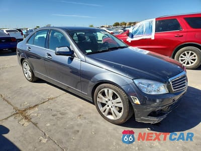 Czwarte zdjęcie samochodu z boku: 2008 MERCEDES-BENZ C 300 VIN:WDDGF54X48F126877 - miniatura