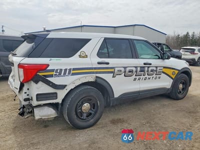 Trzecie zdjęcie samochodu z tyłu: 2021 FORD EXPLORER POLICE INTERCEPTOR VIN:1FM5K8AW1MNA14673 - miniatura