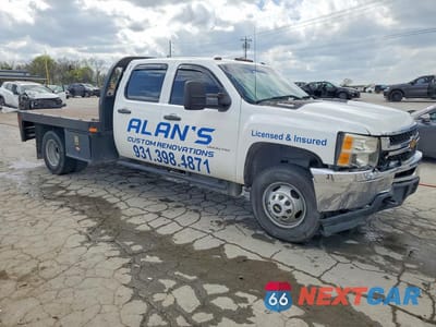 Czwarte zdjęcie samochodu z boku: 2014 CHEVROLET SILVERADO FLATBED TRUCK VIN:1GB4CZC89EF157288 - miniatura