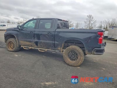 Drugie zdjęcie samochodu z przodu: 2024 CHEVROLET SILVERADO K1500 RST VIN:3GCUDEE82RG216538 - miniatura