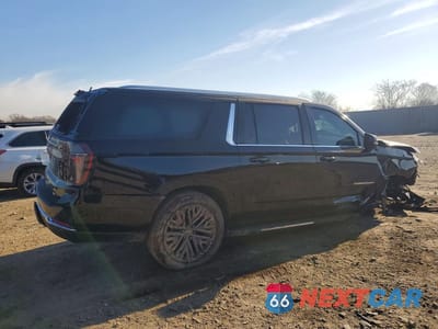 Trzecie zdjęcie samochodu z tyłu: 2026 CHEVROLET SUBURBAN K1500 LT VIN:1GNS6CKD2TR110063 - miniatura