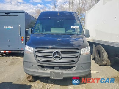 Piąte zdjęcie samochodu w środku: 2022 MERCEDES BENZ SPRINTER 2500 DELIVERY VAN VIN:W1Y4EDVY4NT112990 - miniatura