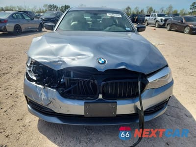 Piąte zdjęcie samochodu w środku: 2018 BMW 540 I VIN:WBAJE5C52JWA95220 - miniatura