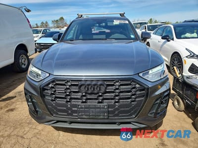 Piąte zdjęcie samochodu w środku: 2024 AUDI Q5 PREMIUM 45 VIN:WA1GAAFY2R2125012 - miniatura