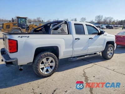 Trzecie zdjęcie samochodu z tyłu: 2015 CHEVROLET SILVERADO K1500 LT VIN:1GCVKREC1FZ223661 - miniatura