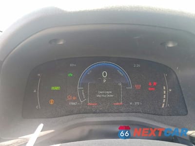 Zdjęcie 9 z 12 samochodu: 2025 TOYOTA CAMRY LE VIN:4T1DAACK8SU021431 - miniatura