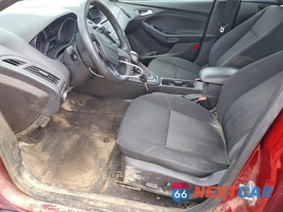 Zdjęcie 7 z 12 samochodu: 2016 FORD FOCUS SE VIN:1FADP3F27GL368925 - miniatura