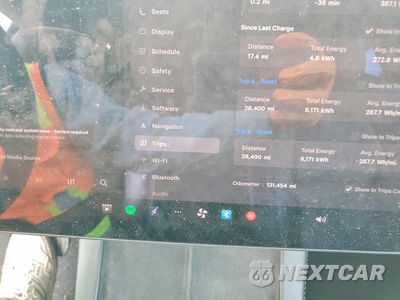 Zdjęcie 10 z 14 samochodu: 2022 TESLA MODEL Y LONG RANGE VIN:7SAYGDEE7NF387457 - miniatura