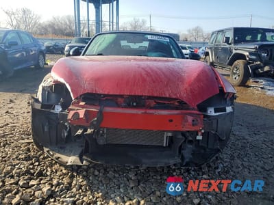 Piąte zdjęcie samochodu w środku: 2016 MAZDA MX-5 MIATA SPORT VIN:JM1NDAB75G0118680 - miniatura