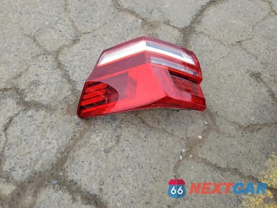 Zdjęcie 13 z 15 samochodu: 2018 VOLKSWAGEN ATLAS SE VIN:1V2KR2CA0JC590584 - miniatura