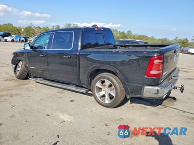 Drugie zdjęcie samochodu z przodu: 2020 RAM TRUCKS 1500 LARAMIE VIN:1C6SRFJT1LN207537 - miniatura