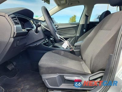 Zdjęcie 7 z 12 samochodu: 2019 VOLKSWAGEN JETTA S VIN:3VWC57BU8KM193633 - miniatura