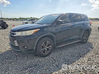 2018 TOYOTA HIGHLANDER LE PLUS 5TDZZRFH1JS240252 - główne zdjęcie licytacji z USA - miniatura