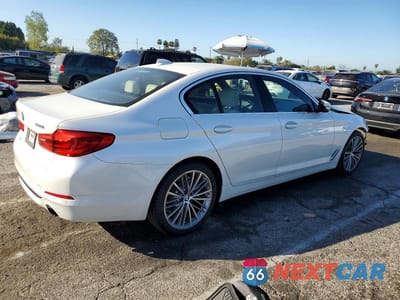 Trzecie zdjęcie samochodu z tyłu: 2019 BMW 530 I VIN:WBAJA5C59KWW37777 - miniatura