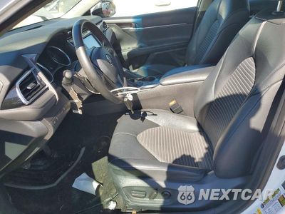 Zdjęcie 7 z 12 samochodu: 2018 TOYOTA CAMRY SE VIN:4T1B11HK4JU643894 - miniatura