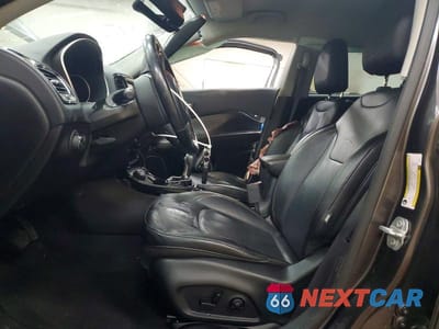Zdjęcie 7 z 13 samochodu: 2019 JEEP COMPASS LIMITED VIN:3C4NJDCBXKT854376 - miniatura