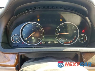 Zdjęcie 9 z 12 samochodu: 2015 BMW 740 LI VIN:WBAYE4C50FD946908 - miniatura