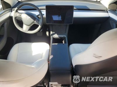 Zdjęcie 8 z 14 samochodu: 2024 TESLA MODEL Y VIN:7SAYGDEE6RA247869 - miniatura