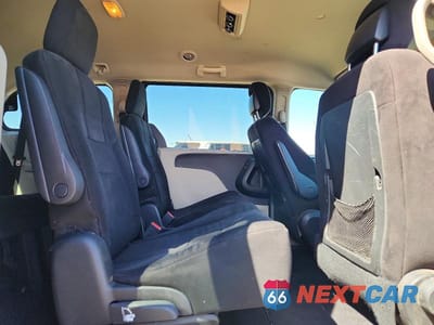 Zdjęcie 11 z 13 samochodu: 2011 DODGE GRAND CARAVAN MAINSTREET VIN:2D4RN3DG8BR626456 - miniatura