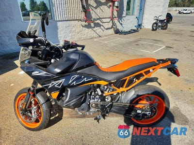 Trzecie zdjęcie samochodu z tyłu: 2024 KTM 890 ADVENTURE VIN:VBKTS6400RM879542 - miniatura