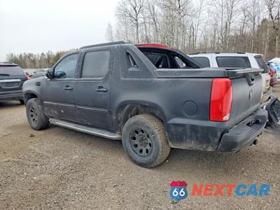 Drugie zdjęcie samochodu z przodu: 2010 CADILLAC ESCALADE EXT LUXURY VIN:3GYVKMEF6AG177695 - miniatura