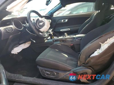 Zdjęcie 7 z 12 samochodu: 2019 FORD MUSTANG VIN:1FA6P8TH3K5142022 - miniatura