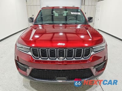 Piąte zdjęcie samochodu w środku: 2025 JEEP GRAND CHEROKEE LAREDO VIN:1C4RJHAG5SC298206 - miniatura