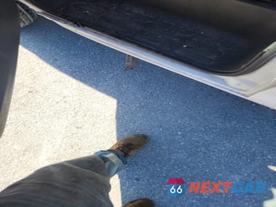 Zdjęcie 13 z 14 samochodu: 2005 CHEVROLET EXPRESS G3500 VIN:1GAHG35U651235010 - miniatura