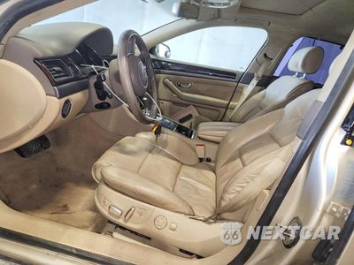 Zdjęcie 7 z 13 samochodu: 2004 AUDI A8 L QUATTRO VIN:WAUML44E84N001991 - miniatura