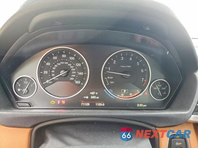 Zdjęcie 9 z 13 samochodu: 2017 BMW 330 XI VIN:WBA8D9G36HNU66393 - miniatura