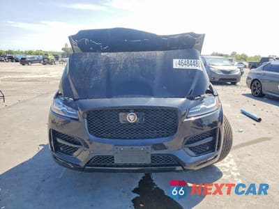 Piąte zdjęcie samochodu w środku: 2018 JAGUAR F-PACE R - SPORT VIN:SADCL2GX0JA291490 - miniatura